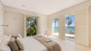 Modern Beachfront Villa Marbella Golden Mile (36)