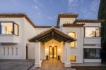 Charming Spanish Villa Gated Complex Marbella Golden MIle (29)