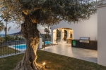 Charming Spanish Villa Gated Complex Marbella Golden MIle (28)