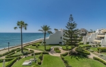 Beachfront Luxury Townhouse Marbella Golden Mile (29)