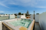 Luxury Beachside Townhouse Puerto Banus Spain (9)