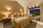 Charming Villa Nueva Andalucia Marbella Spain (7)