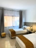 Elegant Beachfront Apartment San Pedro Marbella (21)
