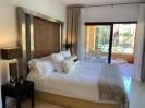 Elegant Beachfront Apartment San Pedro Marbella (19)