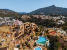 Luxury Renovated Apartment Nueva Andalucia Spain (2)