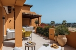 Luxury Renovated Apartment Nueva Andalucia Spain (20)