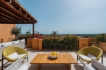Luxury Renovated Apartment Nueva Andalucia Spain (21)