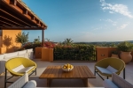 Luxury Renovated Apartment Nueva Andalucia Spain (23)