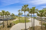 Contemporary Frontline Beach Apartment Estepona (3)