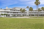 Contemporary Frontline Beach Apartment Estepona (15)