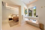 Beachside Villa Puerto Banus Marbella (34)