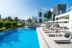 Contemporary Villa Nueva Andalucia (5)