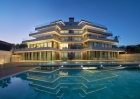 Luxury Beachfront Apartment Estepona Spain (1)