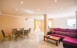 lounge 2 apt.
