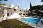 Villa &amp; Pool 2