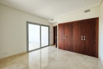 ROOM (1)