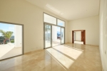 ROOM (5)