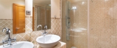 bathroom (1)