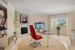 OFFICE (2)