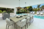 Al fresco area 1