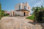Villa 8