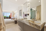 23 CAA7650_Master bathroom 1