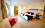 401 guest bedroom