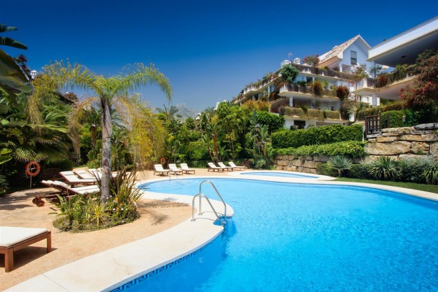 D3130 Luxury Apartment Marbella Golden Mile Spain (15)