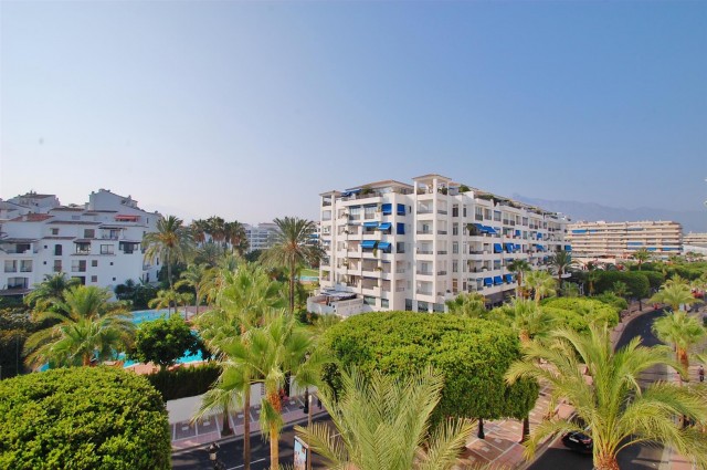 A5407 Spacious Apartment Marbella (1) (Large)