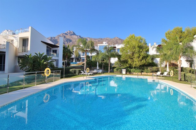 Luxury Contemporary Townhouse for sale Marbella Golden Mile Spain (1) (Large)