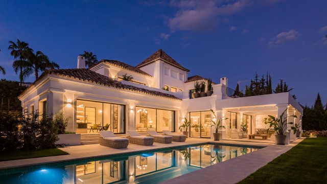 New Elegant Villa for sale Nueva Andalucia (1)