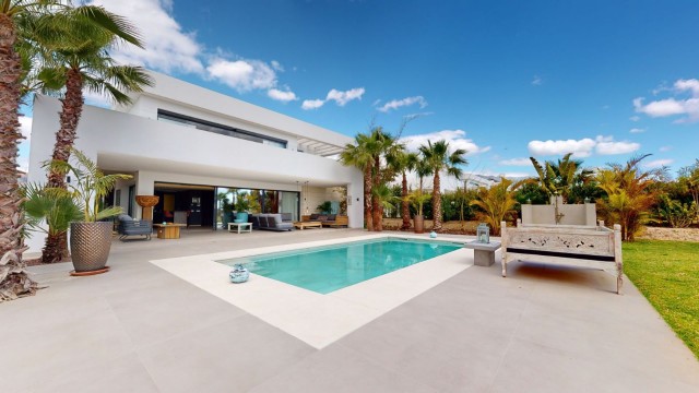 Exclusive Modern Villa for sale Mijas Golf (1)