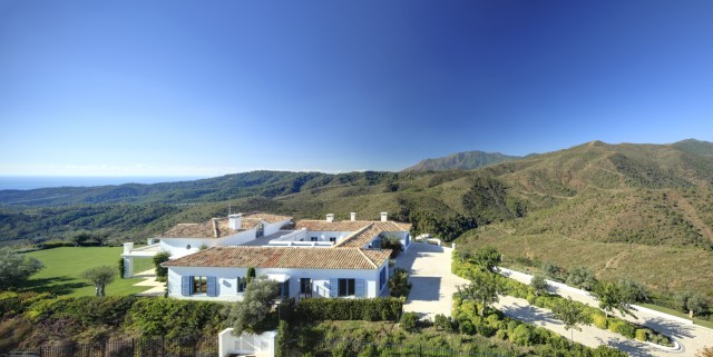 Modern Cortijo Style Villa Benahavis (1)